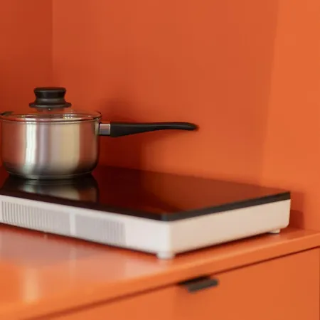 Appartement Comfortable Modern Orange Studio In By Renters Warschau