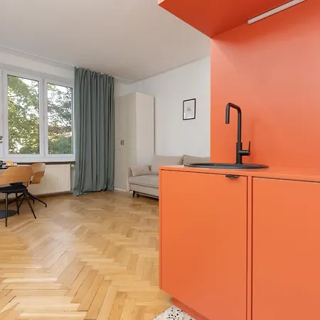Daire Comfortable Modern Orange Studio In By Renters